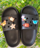 Chinelo Slide Unissex Tira Larga  Personalizado Com Pingente