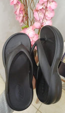 Chinelo de Dedo Corfly Feminino – Preto